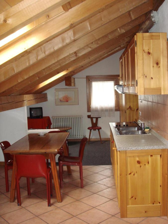 Casa Stefano E Lucia Aparthotel Bormio Rum bild