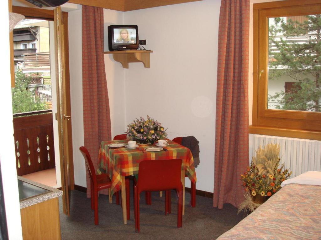 Casa Stefano E Lucia Aparthotel Bormio Exteriör bild