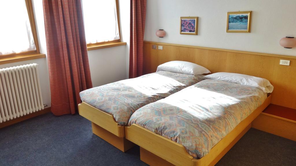 Casa Stefano E Lucia Aparthotel Bormio Exteriör bild