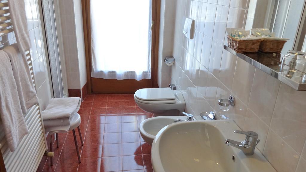 Casa Stefano E Lucia Aparthotel Bormio Exteriör bild