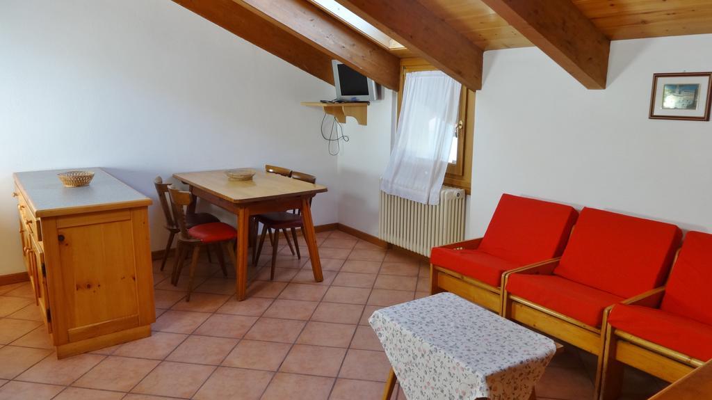 Casa Stefano E Lucia Aparthotel Bormio Exteriör bild