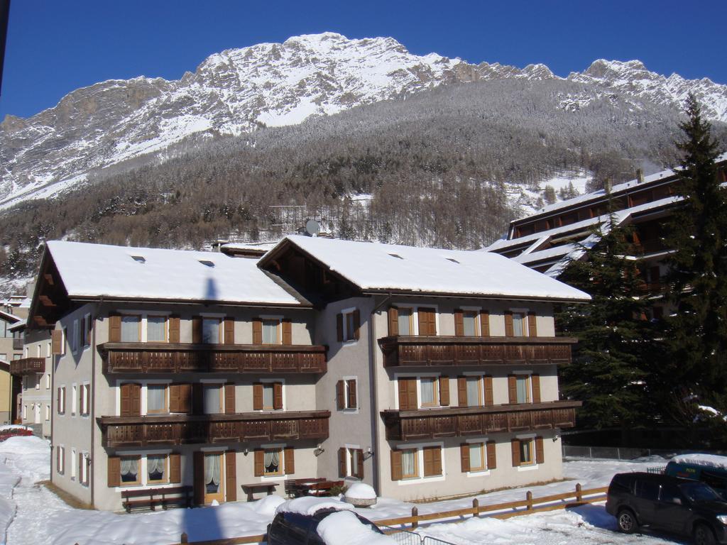 Casa Stefano E Lucia Aparthotel Bormio Exteriör bild