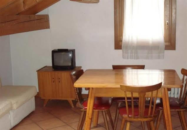 Casa Stefano E Lucia Aparthotel Bormio Exteriör bild